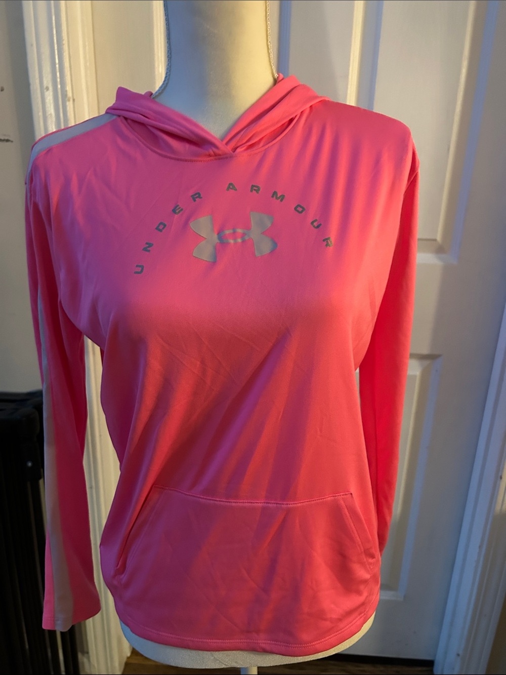 Under Armour Hot Pink Girls Lightweight Hooded Pullover